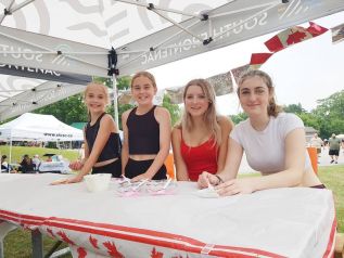 Canada Day in Sydenham was a great day with music, inflatables, face painting, kid’s fish- ing derby and cookie decorating. 235 kids come through the cookie decorating station. Photo: Janet Knights